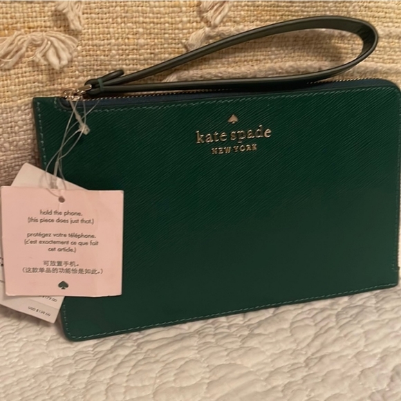 Emerald Green Kate Spade Wristlet - Picture 2 of 9